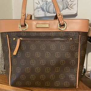 Adrienne Vittadini large leather tote shoulder bag